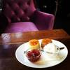 Plain And Earlgrey Scone ที่ ร้านอาหาร Peony Tea Room The Circle The Circle