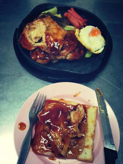 ร้านอาหาร สเต็กสามย่าน (ทูเดย์ สเต็ก)