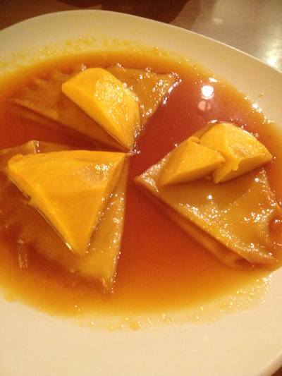 แมงโก้เฟรมเบ้ ที่ ร้านอาหาร Bug & Bee
