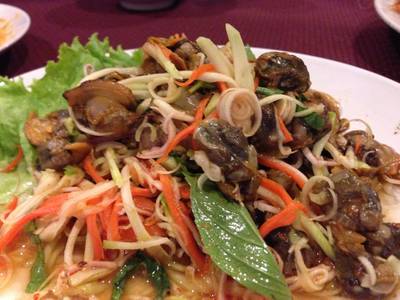 ร้านอาหาร ครัวปรียานนท์