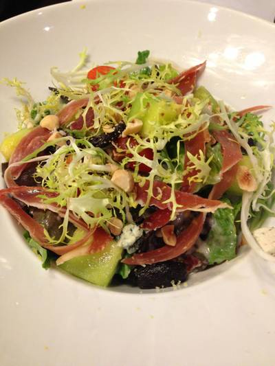 ร้านอาหาร Another Hound Café 