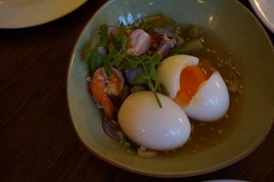 ร้านอาหาร เสือนอนกิน