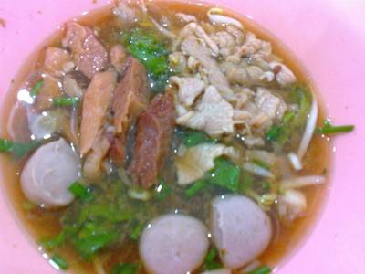 เบิ้ลด้วยเกาเหลา ที่ ร้านอาหาร รสดีเด็ด จุฬา ซอย 9