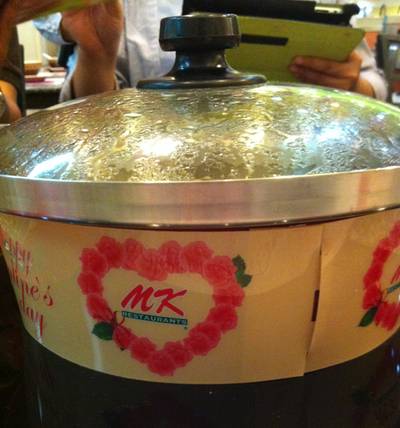 หมัอสุกี้พร้อมแล้ว ที่ ร้านอาหาร MK Restaurants Fortune Town