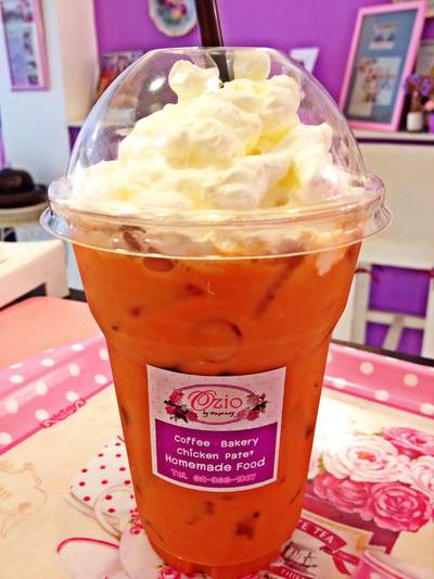 Iced Thai Tea Whipping Cream From Ozio By Maprang ที่ ร้านอาหาร Ozio By Maprang