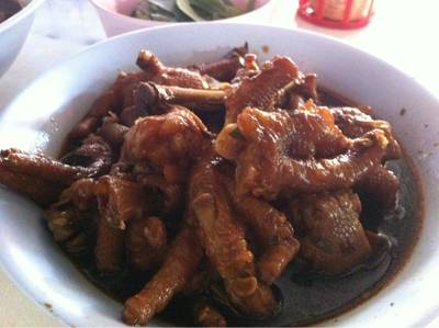 ร้านอาหาร ก๋วยเตี๋ยวไก่ ป.4