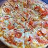 Salmon Pizza ที่ ร้านอาหาร Charcoa House