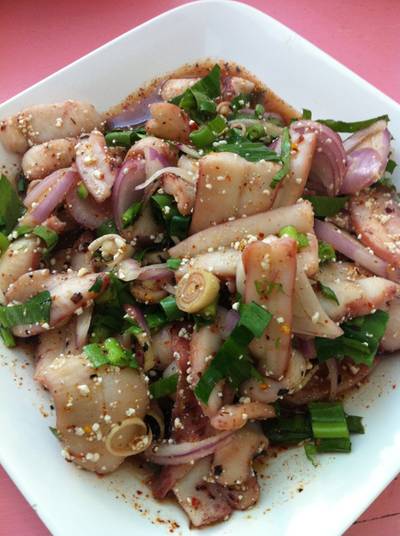 ร้านอาหาร ตำยิ้ม ถนนบางขุนเทียน-ชายทะเล