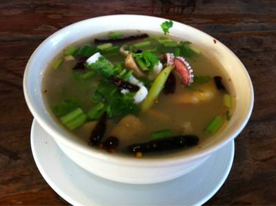 ร้านอาหาร บ้านกลางน้ำ 1