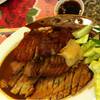 เป็ดย่าง หมูแดง จานใหญ่ ที่ ร้านอาหาร MK Restaurants Fortune Town