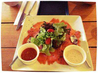 Yum!!! ที่ ร้านอาหาร Mellow Crystal Park