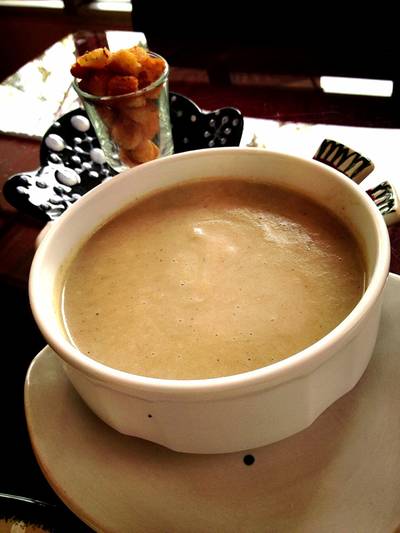 ซุปเห็ด ที่ ร้านอาหาร Chicago Steak and Grill