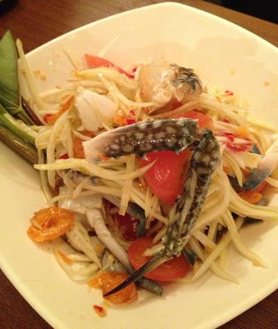 ตำปูม้า ที่ ร้านอาหาร ยอดลาบเป็ดอุดร พระราม 9