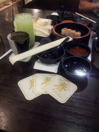 ร้านอาหาร Hajime Robot Restaurant