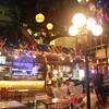 ที่นั่งด้านนอก ที่ ร้านอาหาร HIPPIE de BAR