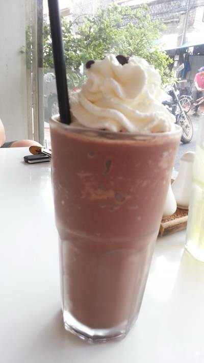 ร้านอาหาร บ้านกลางซอย (ซอยสวนอ้อย)