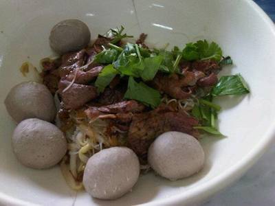 ร้านอาหาร เพ็ญจันทร์โภชนา ร้านอาหาร เพ็ญจันทร์โภชนา