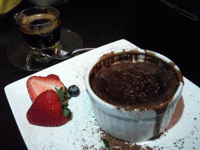 Chocolate Lava ที่ ร้านอาหาร Polka Dot Cafe'