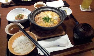คัตสึโทจิ หอม หวาน อร่อยเกินกว่าคำบรรยายคับ ต้องไปโดนกันเอง ^^ ที่ ร้านอาหาร Ootoya เซ็นทรัลพระราม 3