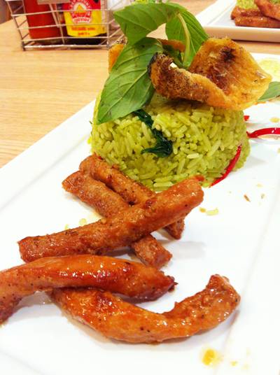 ข้าวผัดแกงเขียวหวาน  ที่ ร้านอาหาร The Terrace ลาดพร้าว
