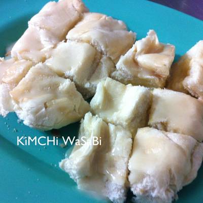 กรอบนอกนุ่มใน-เนยนม ที่ ร้านอาหาร ขนมปังเจ้าอร่อยเด็ดเยาวราช