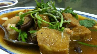 เต้าหู้ทรงเครื่อง ที่ ร้านอาหาร ร้านอาหารอ้า