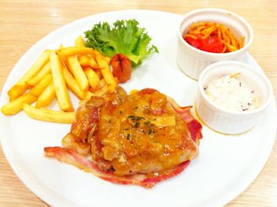 สเต๊ก The Terrace ที่ ร้านอาหาร The Terrace ลาดพร้าว