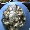 หอยนางรมสด ที่ ร้านอาหาร ฟาร์มปูนิ่ม