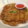 ไข่่เจียวหอยนางรม ที่ ร้านอาหาร เล็กกุ้งเผา