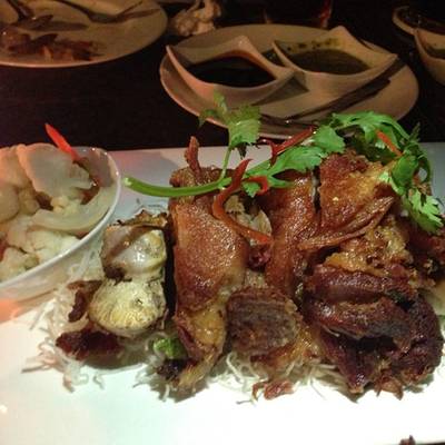 ขาหมูเยอรมันทอด ที่ ร้านอาหาร Chlorophyll ขาหมูเยอรมันทอด ที่ ร้านอาหาร Chlorophyll