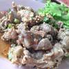ลาบน่องลาย ที่ ร้านอาหาร โคขุนคุณทองโพนยางคำ  พระราม 5