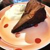 French Chocolate Cake ที่ ร้านอาหาร Cherubin