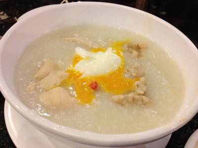 ร้านอาหาร ฮองมิน คาร์ฟูร์ลาดพร้าว