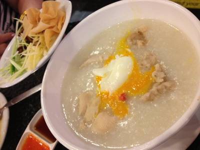 ร้านอาหาร ฮองมิน คาร์ฟูร์ลาดพร้าว