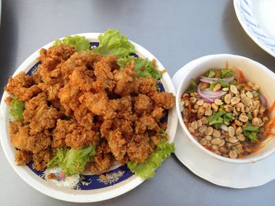 กุ้งฟู ที่ ร้านอาหาร ร้านกุ้งเป็น (เจ้เน้ยกุ้งเป็น)