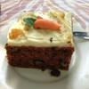 carrot cake ที่ ร้านอาหาร Love at first bite