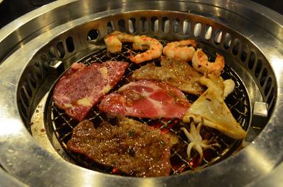 ปิ้งๆ ^^ ที่ ร้านอาหาร Giant Yakiniku ชิดลม