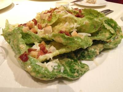 Artur - Caesar Salad ที่ ร้านอาหาร Artur Restaurant
