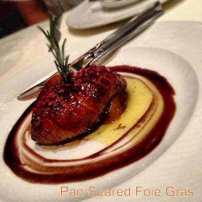 Artur - Pan Seared Foie Gras ที่ ร้านอาหาร Artur Restaurant