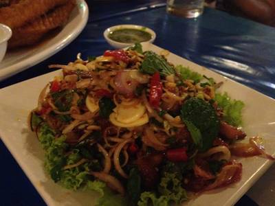 ร้านอาหาร นาทอง