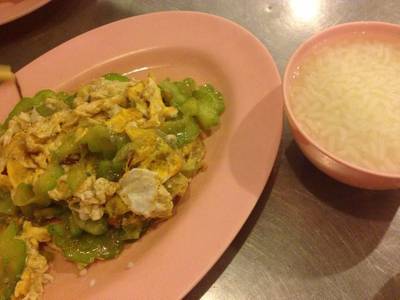 ร้านอาหาร แสงชัยโภชนา