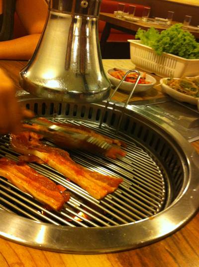 ย่างหมูวามชั้นหมัก ที่ ร้านอาหาร Kwang Han Roo ย่างหมูวามชั้นหมัก ที่ ร้านอาหาร Kwang Han Roo