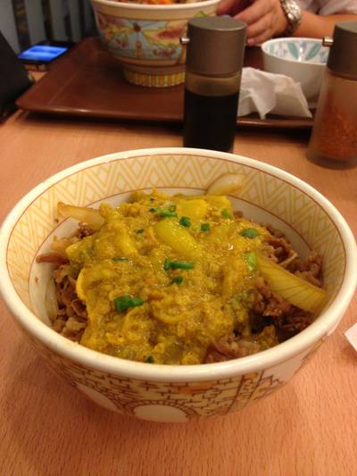 Pad Pong Curry....not Recommended  ที่ ร้านอาหาร Sukiya (สุคิยะ) Asiatique