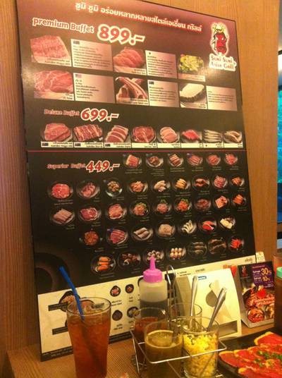 มีเมนูอยู่บนโต๊ะเลย ดีจัง ที่ ร้านอาหาร Sumi Sumi Grand Sukhumvit 16