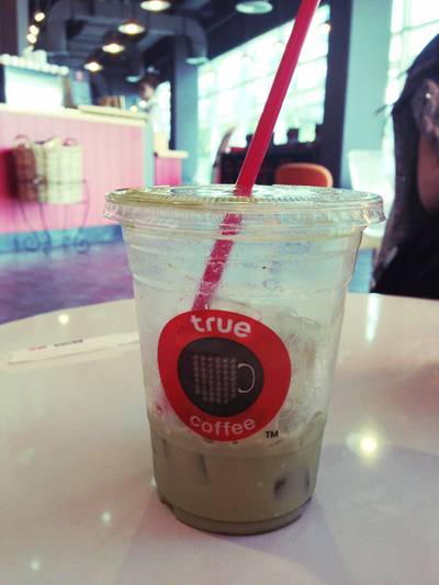 Iced GreenTea Latte  ที่ ร้านอาหาร True Coffee สยามสแควร์ ซอย 3