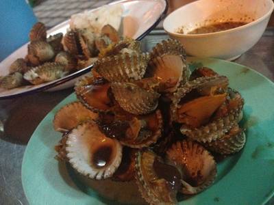 ร้านอาหาร สมศักดิ์ปูอบ