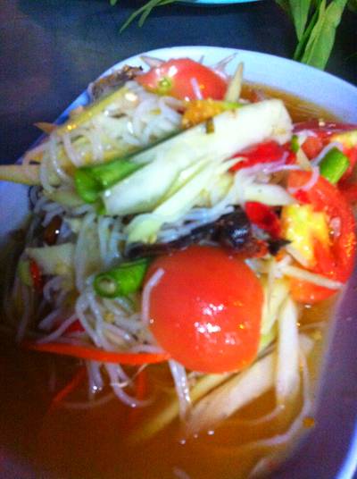 ตำซั่วปู ที่ ร้านอาหาร ร้านน้อยลาบเป็ด