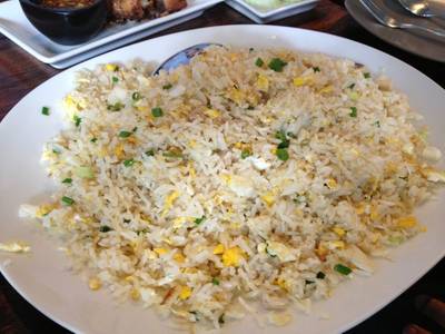 ร้านอาหาร ลาภปาก
