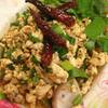 ลาบไก่แสนอร่อยยยย ที่ ร้านอาหาร ฝุ่นตลบ (สวนจตุจักร)