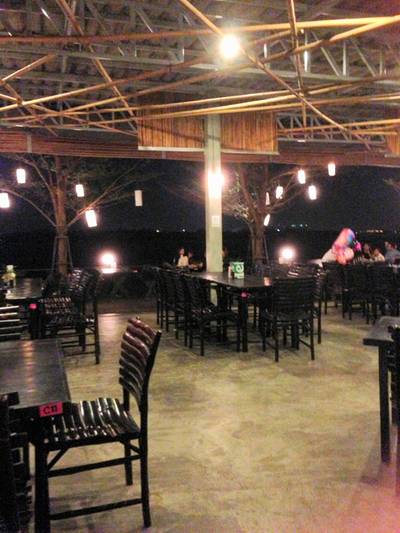 บรรยากาศค่ะดีมาก ที่ ร้านอาหาร บ้านเมษา บรรยากาศค่ะดีมาก ที่ ร้านอาหาร บ้านเมษา